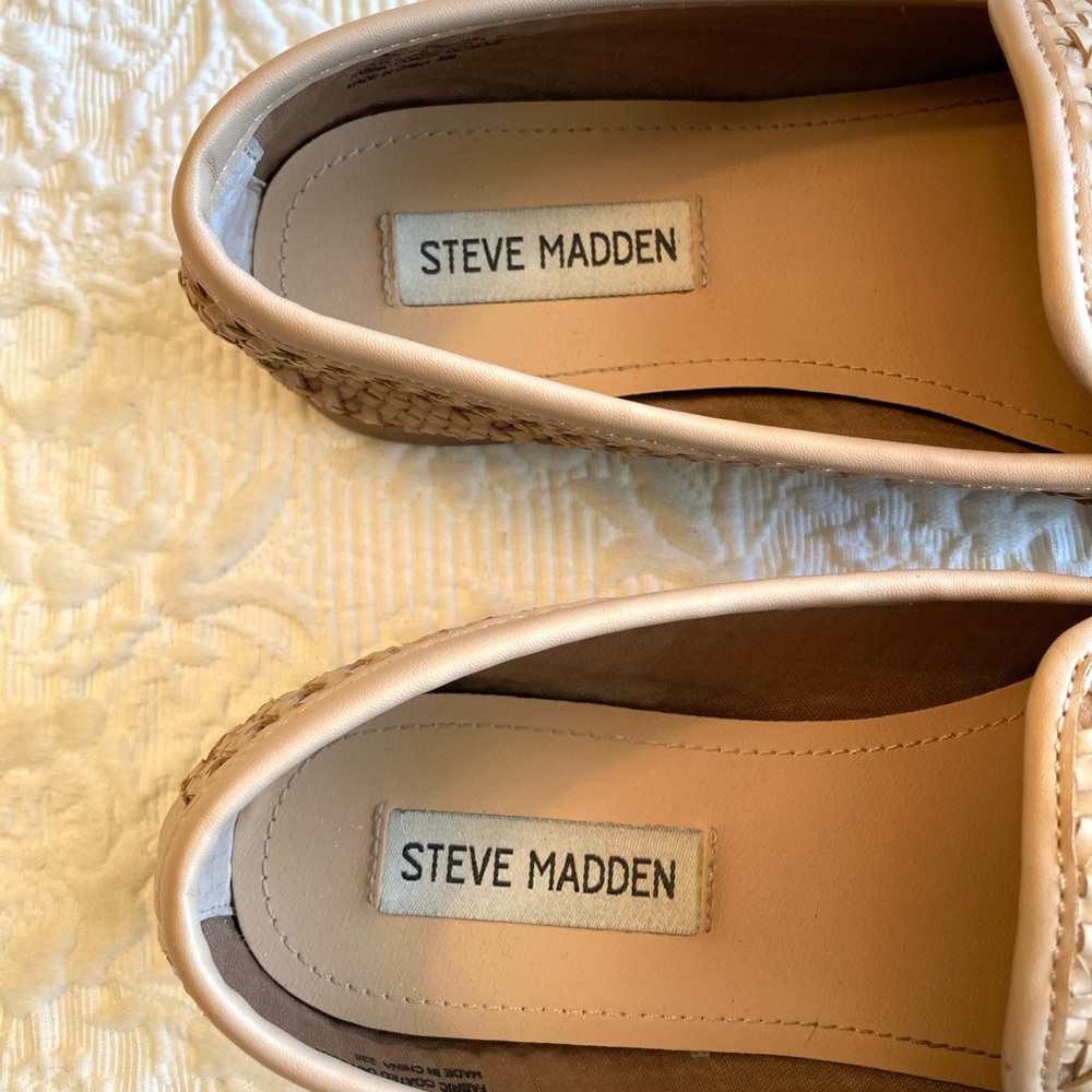 Steve Madden Tan Chain Loafers Flats - Picture 11 of 13